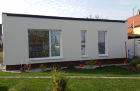 Modulová dřevostavba Easy 40 jako letní kuchyň k RD