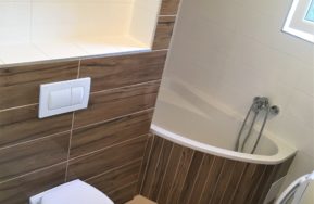 Krásná dřevostavba 48 m2 na Domažlicku - koupelna s WC
