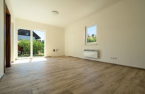 Dřevostavba na míru ve Šťáhlavech u Plzně interiér domu