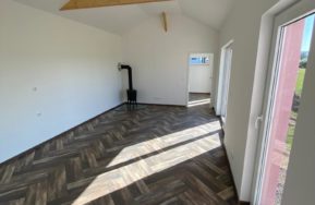 Dvoumodulová dřevostavba na míru u Písku