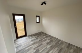 Rodinný dům Easy 48 v Chodové Plané pokoj