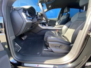 AUDI Q8 50 TDI 210 kW interiér vozidla - kožený interiér