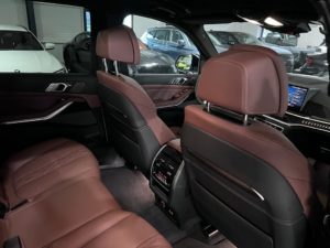 bmw x7 kožené sedačky