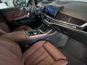 bmw x7 kožený hnědý interiér
