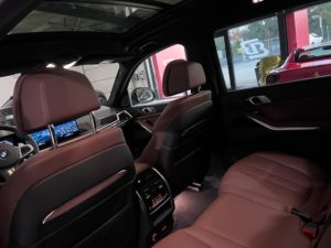 bmw x7 zadní sedačky